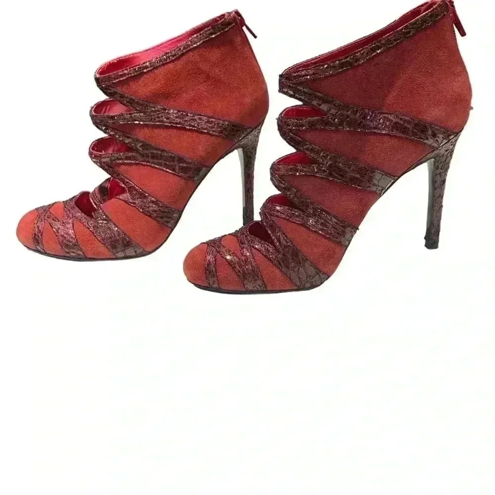 NWOT Vintage Carlos Santana leather boots, red suede, back zipper